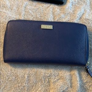 🤩🤩Kate Spade wallet 🤩🤩